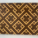 planche-decouper-bois-de-bout-artistique-artisanat-francais-bois-massif-4-seve-et-copeaux