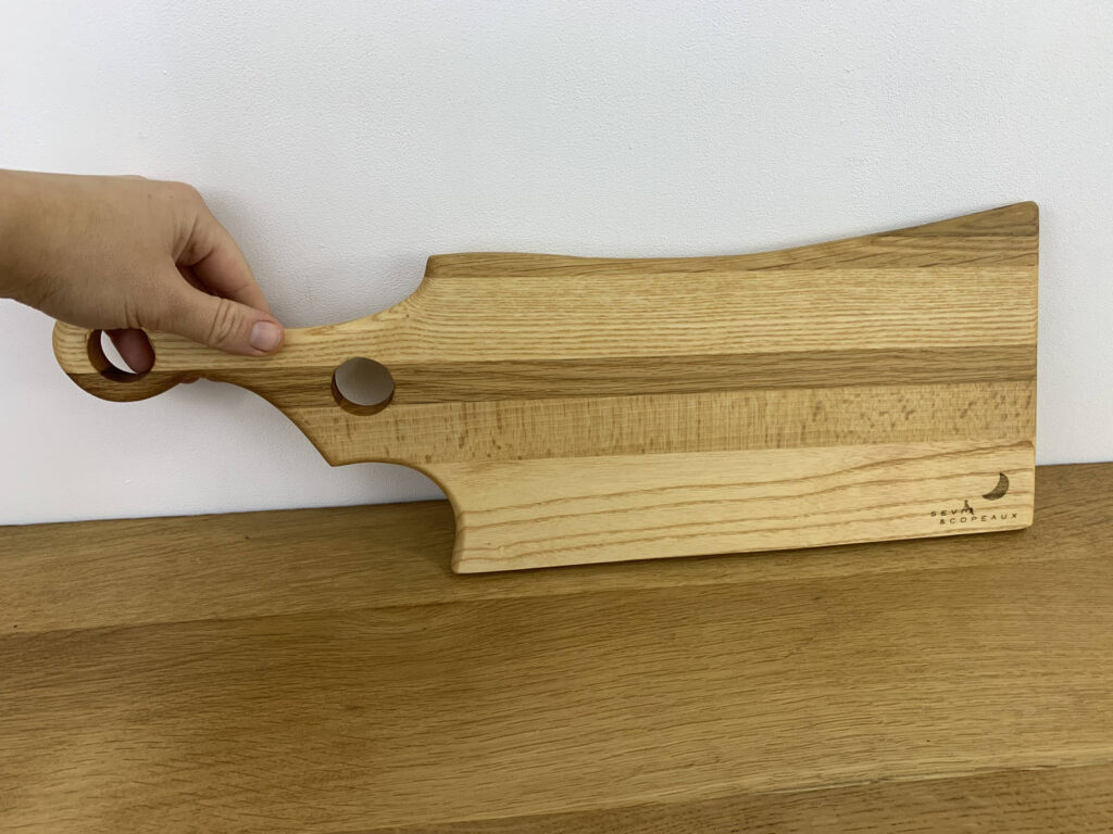 Planche à découper façon hachoir droit