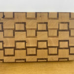 planche-bois-de-bout-fenetre-seve-et-copeaux