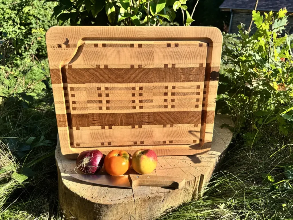 Planche à découper en bois de bout 40.6x33.1x4cm (avec rigole)